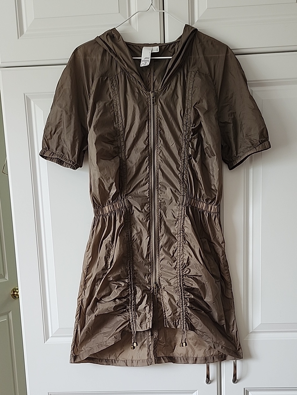 Lightweight Hooded Short-Sleeve Anorak Jacket - Taupe